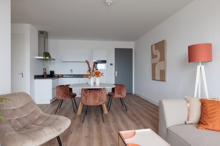 Photo 3 of Volmerlaan 4-F110