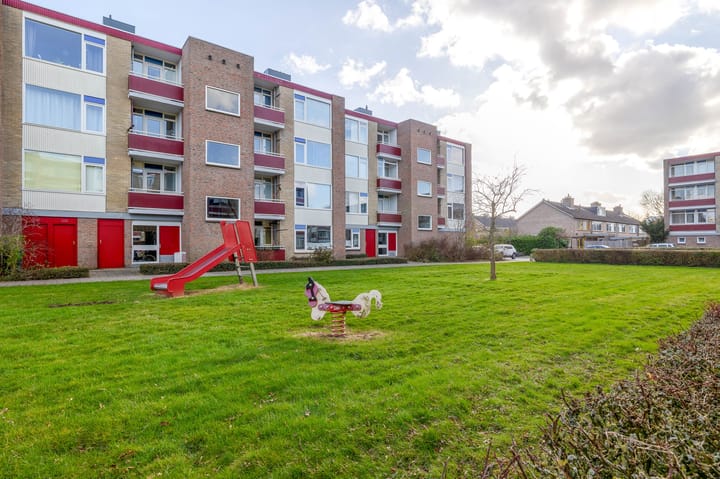 Foto 5 van Plutolaan 517