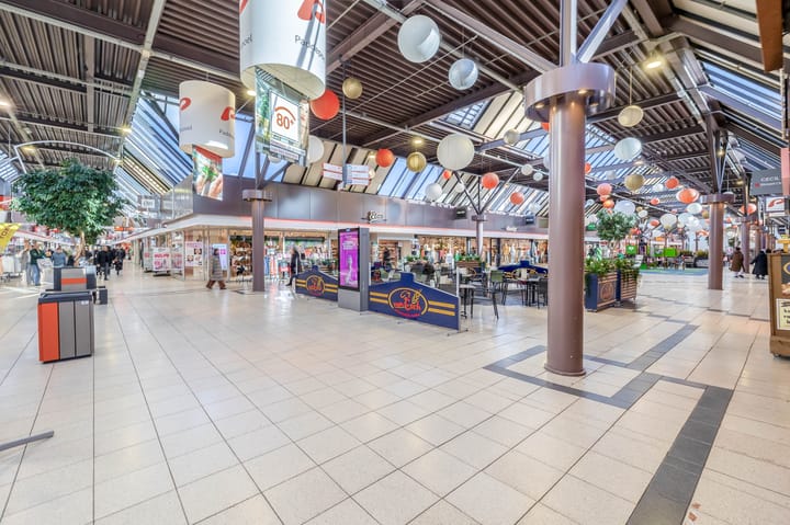 Foto 35 van Plutolaan 517