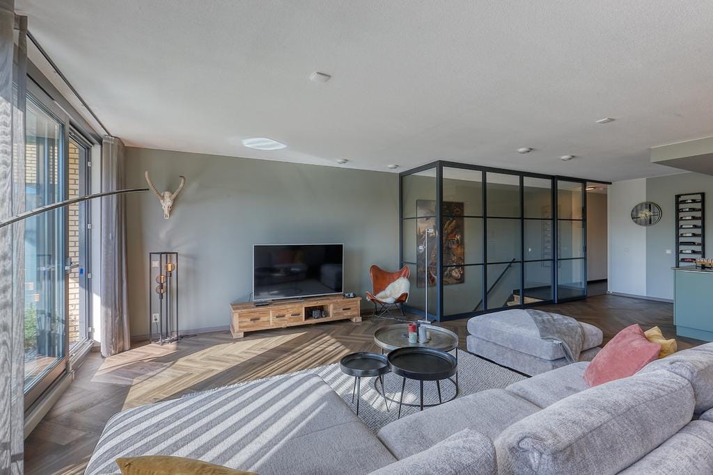 Foto 4 van Sir Winston Churchillln 370-F302