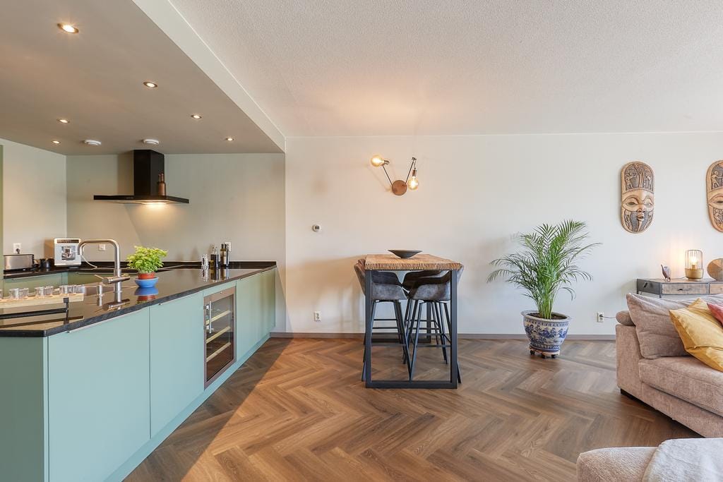 Foto 8 van Sir Winston Churchillln 370-F302