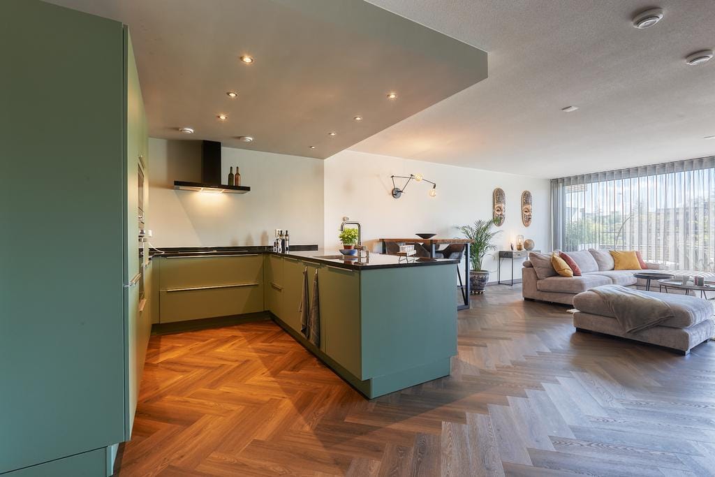 Foto 9 van Sir Winston Churchillln 370-F302