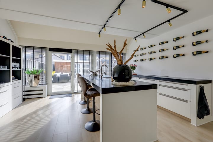 Foto 16 van Leeuwerikstraat 5