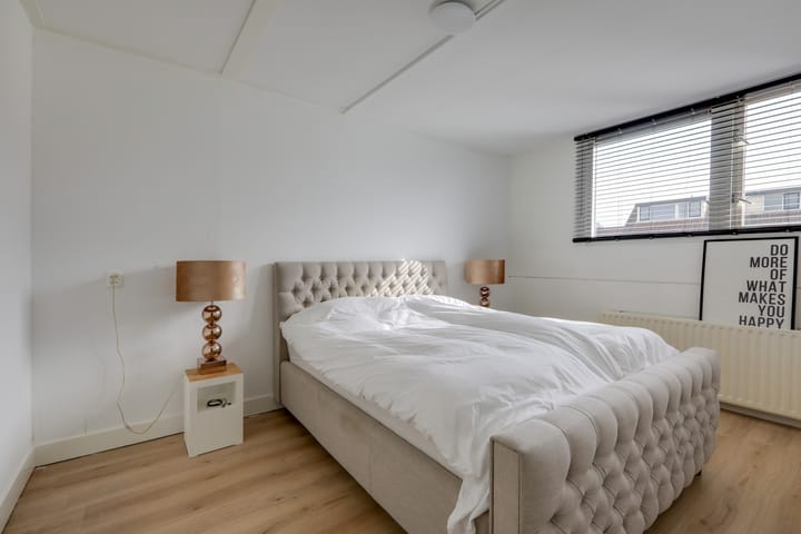 Foto 33 van Leeuwerikstraat 5