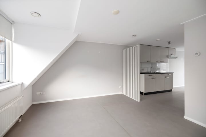 Photo 9 of Tibbensteeg 3-B