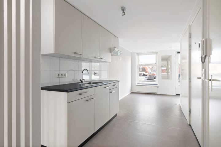 Photo 11 of Tibbensteeg 3-B