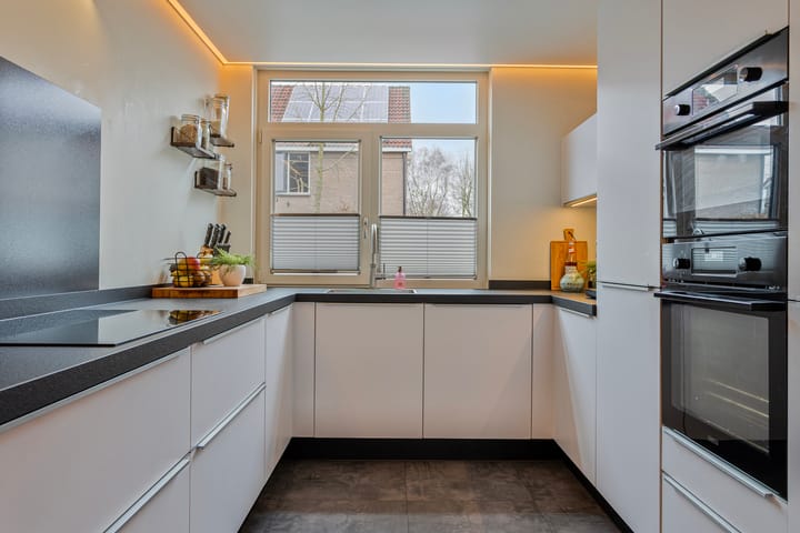 Foto 3 van Joke Smitlanden 74