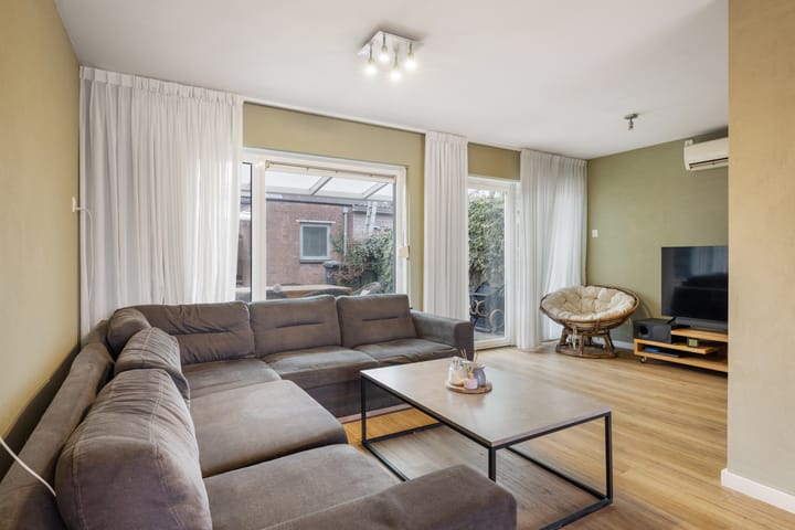 Foto 2 van Anemoonstraat 9