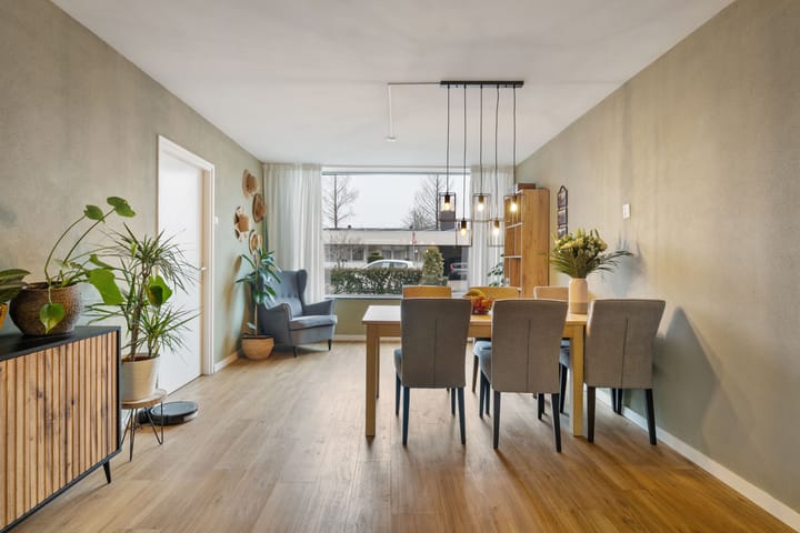 Foto 10 van Anemoonstraat 9