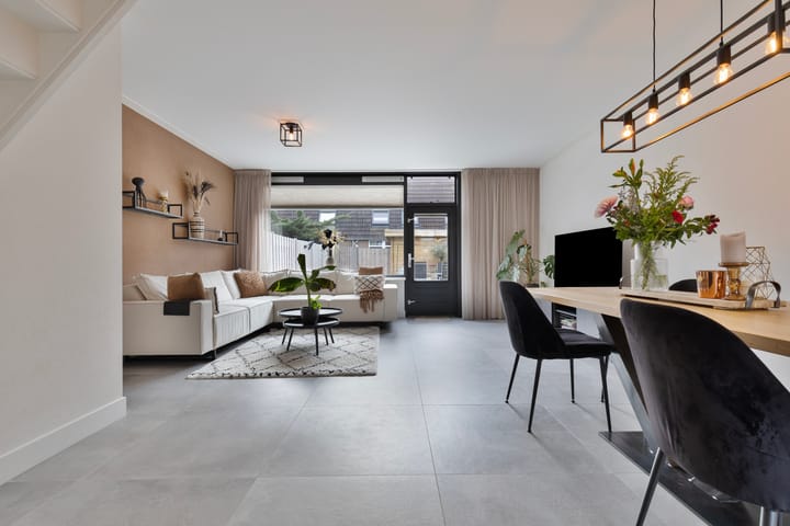 Foto 2 van Uranuslaan 94