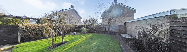 Achtertuin 2