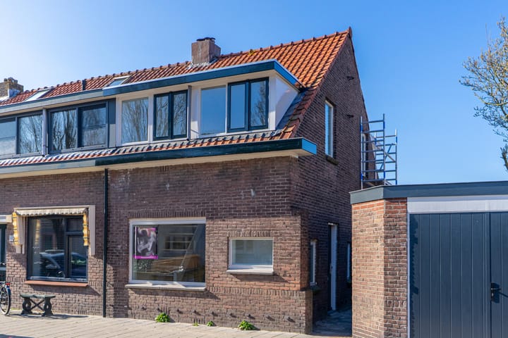 Foto 1 van Ter Haar Romenystraat 2