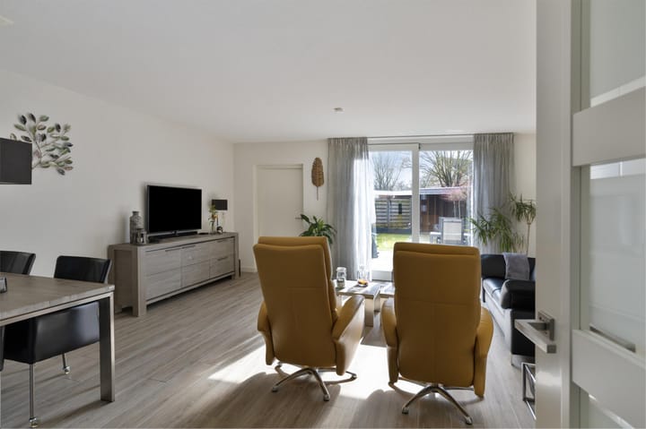 Foto 9 van Anna Blamanstraat 4