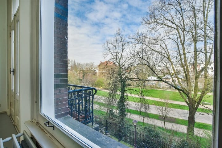 Foto 5 van Vossiusstraat 27-2