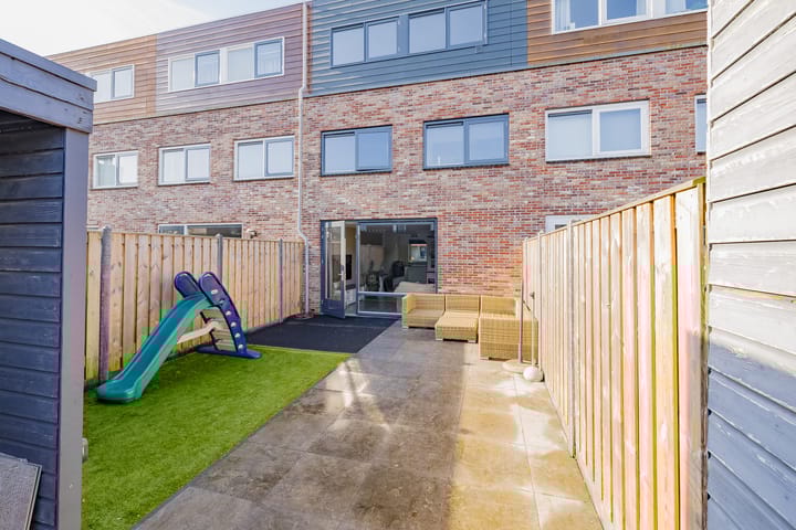 Foto 3 van Morgen 83