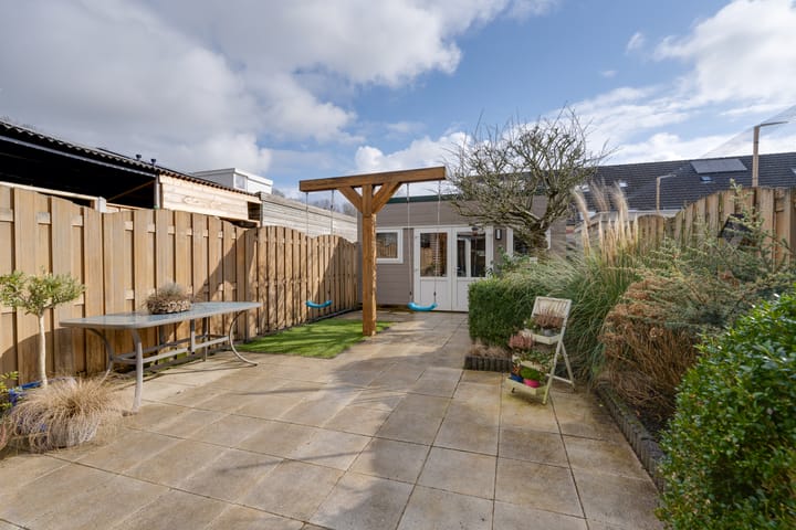 Foto 3 van Jan Palachstraat 27