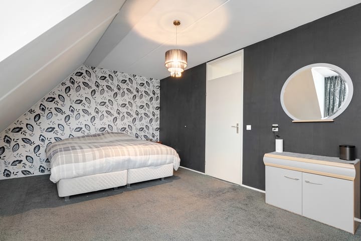 Foto 21 van Hondsroos 36