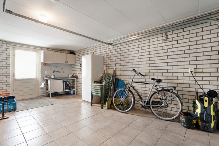 Foto 33 van Hondsroos 36