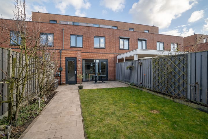 Foto 29 van Kokerjuffer 35