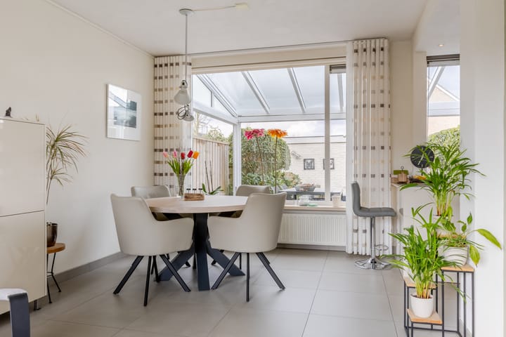 Foto 17 van Rozenplantsoen 9