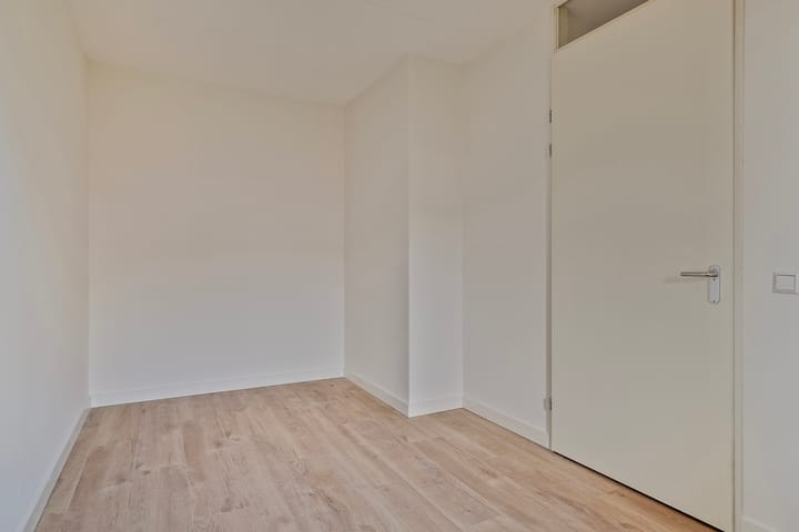 Foto 18 van Zalm 154