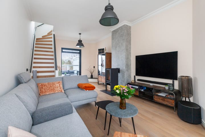 Foto 12 van De Buurt 65