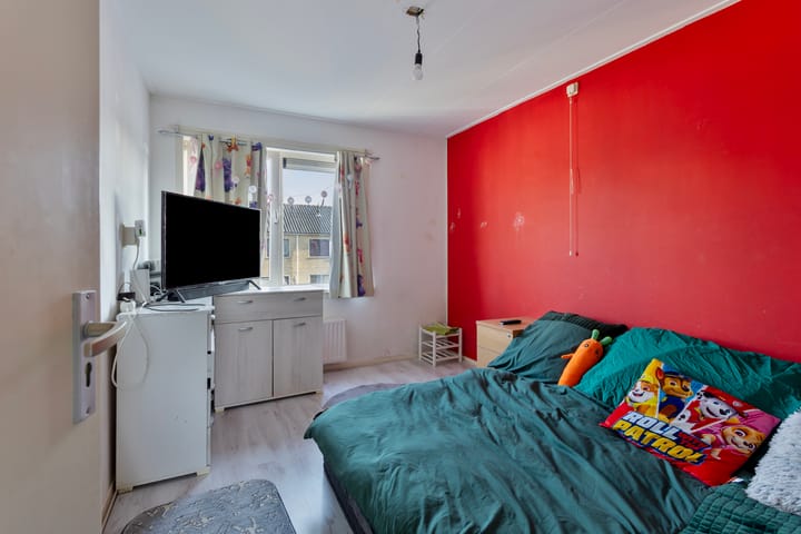 Photo 17 of Von Liebigstraat 11