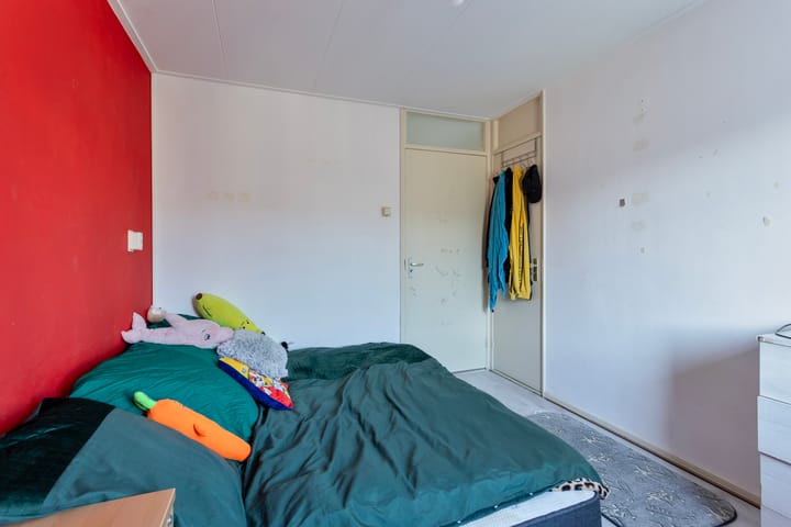 Photo 18 of Von Liebigstraat 11