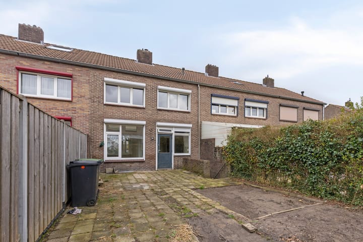 Photo 17 of Eikstraat 81