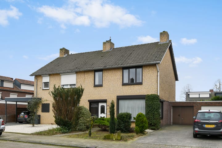 Foto 6 van Adelastraat 16