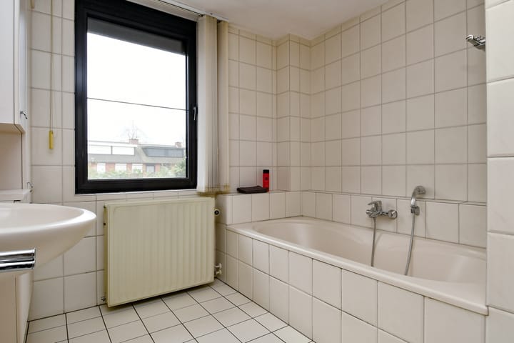 Foto 20 van Adelastraat 16