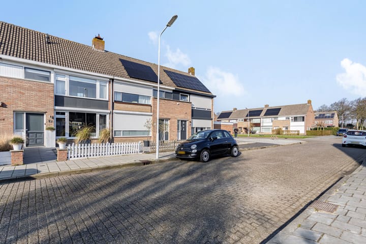 Foto 2 van Jacobus van Looystraat 12