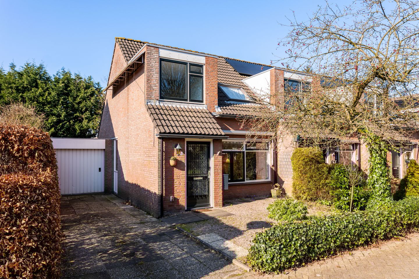 Foto 1 van Adri Piecklaan 16