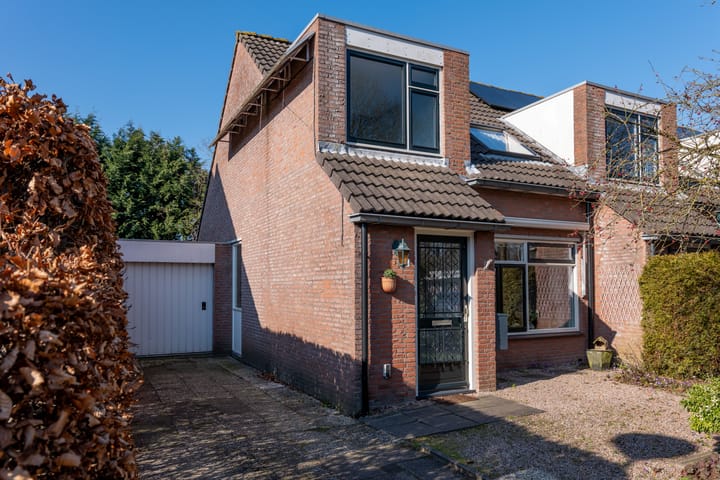 Foto 30 van Adri Piecklaan 16