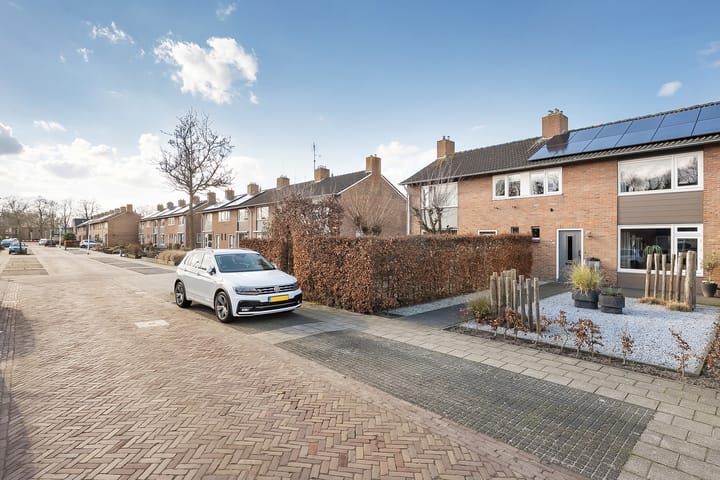 Foto 3 van Emmastraat 34