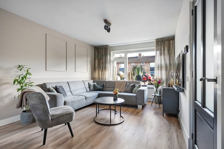 Foto 8 van Emmastraat 34