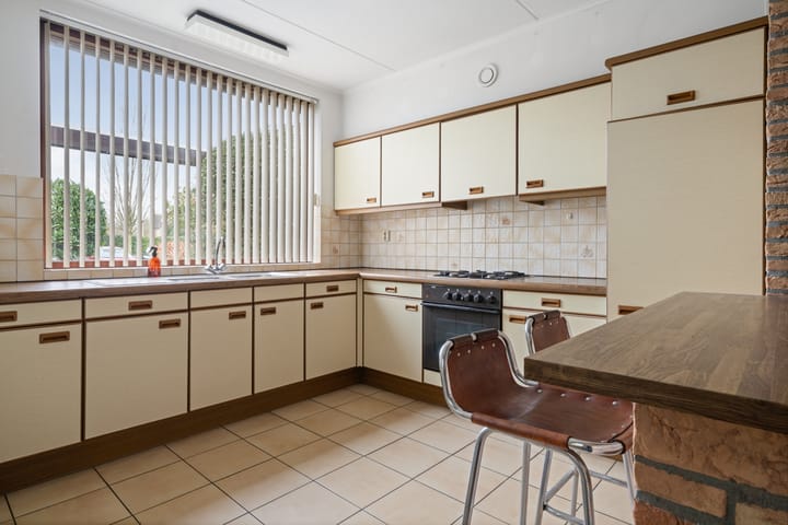 Photo 14 of Koperwiek 28