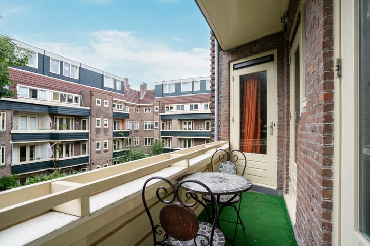 Foto 11 van Henriëtte Ronnerplein 5-2