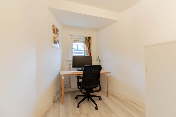 Foto 19 van Henriëtte Ronnerplein 5-2