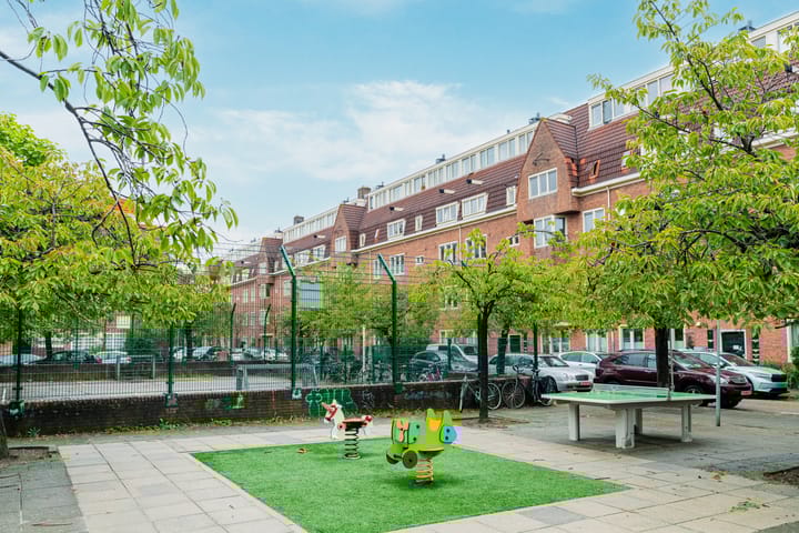 Foto 26 van Henriëtte Ronnerplein 5-2