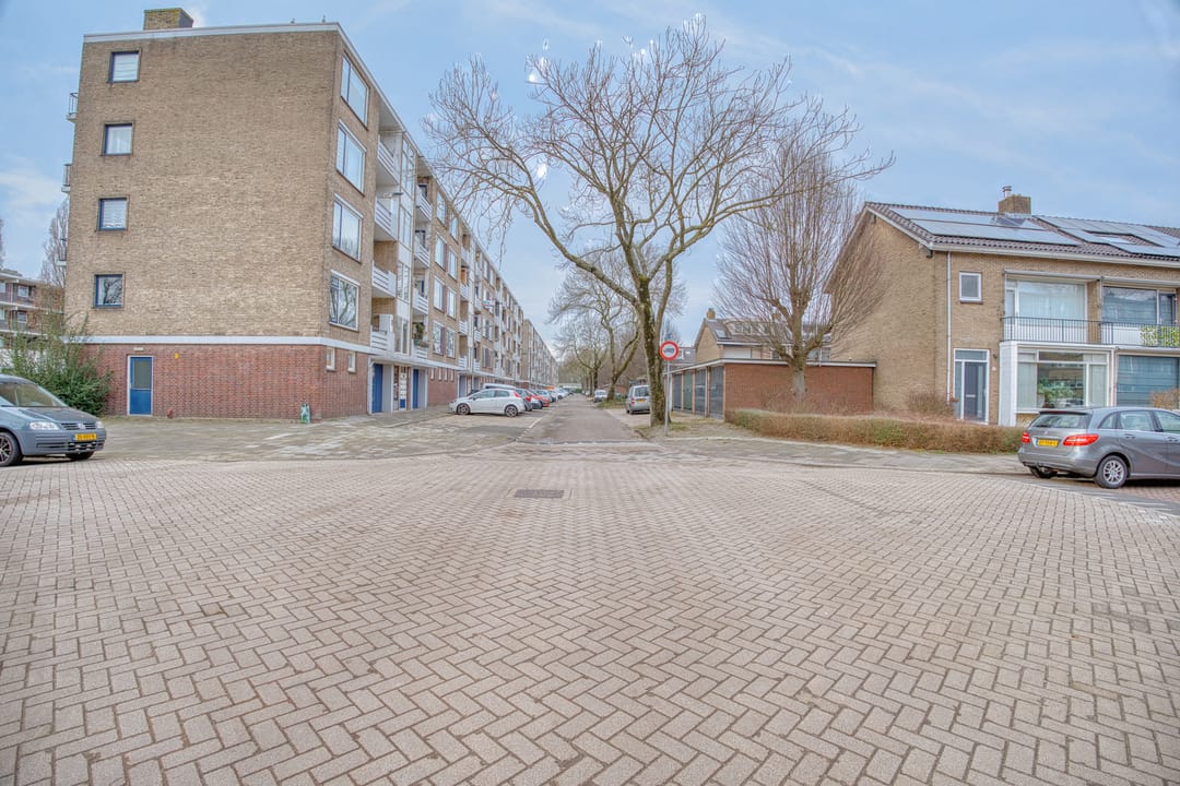 Photo 32 of Dahliastraat 8