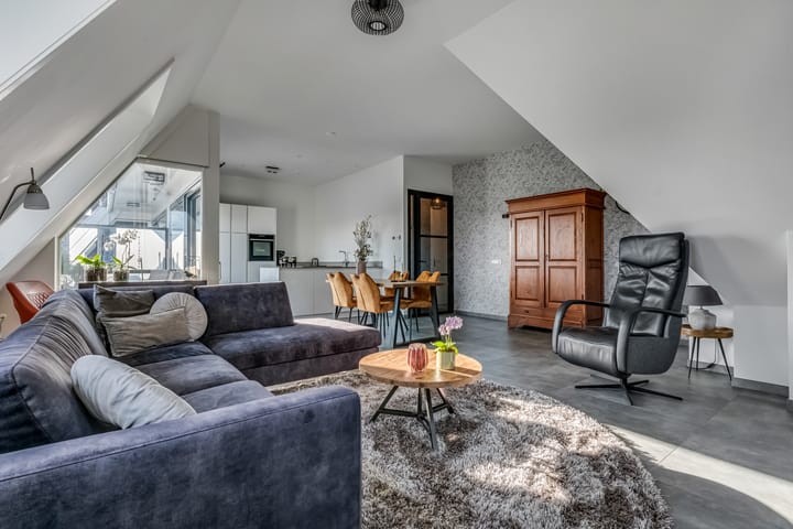 Foto 11 van Binnenweg 10-8