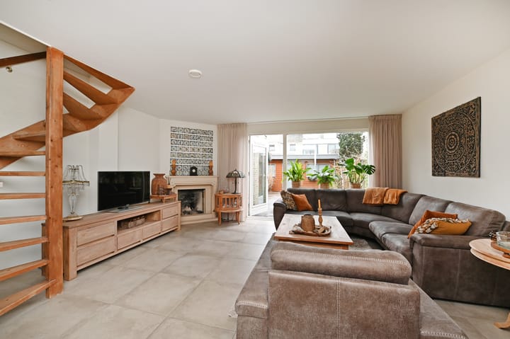 Foto 2 van Namibiëstraat 8