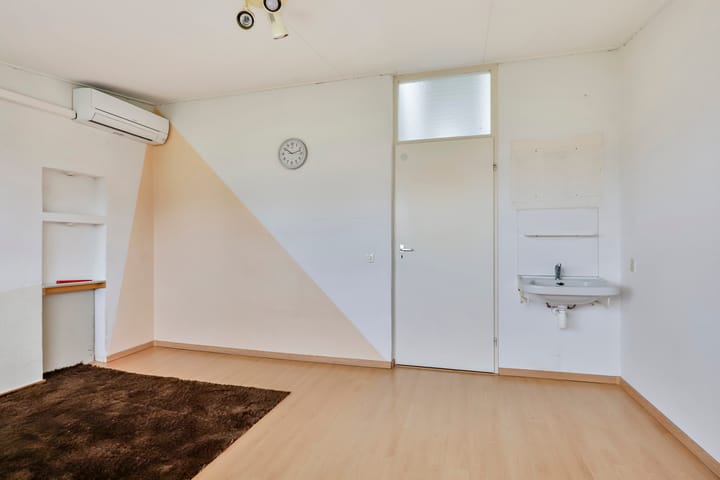 Foto 15 van Weth J Teeringstraat 9