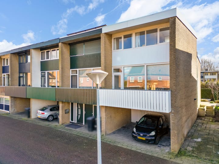 Foto 1 van Weth J Teeringstraat 9