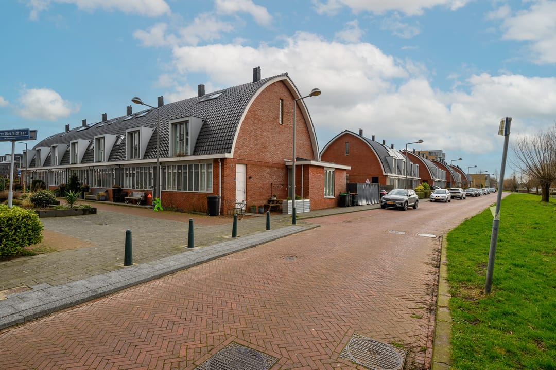 Foto 32 van Harry Diesfeldtlaan 6