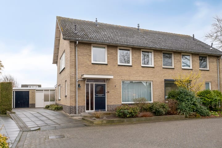 Foto 1 van Julianasingel 19