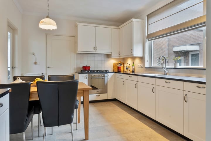 Foto 3 van Julianasingel 19