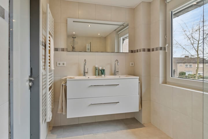 Foto 23 van Julianasingel 19