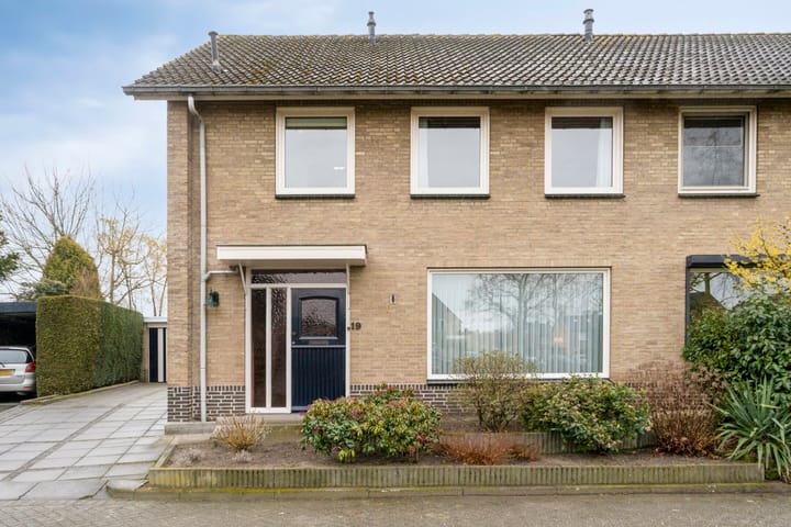 Foto 43 van Julianasingel 19